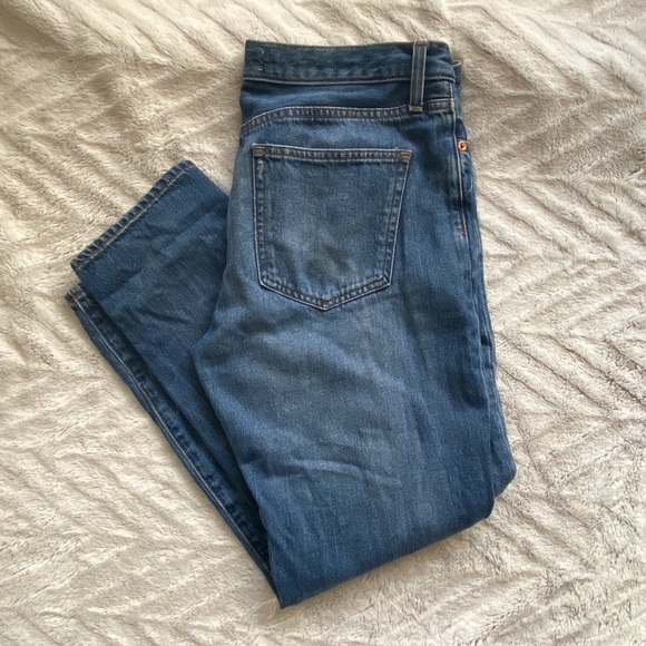Distressed Gap jeans - Picture 6 of 6